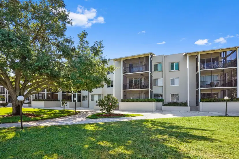 Picture of 11811 Avenue Of The Pga 6-3B, Palm Beach Gardens FL 33418