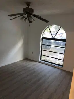 Picture of 520 E Campus Cir, Fort Lauderdale, FL 33312