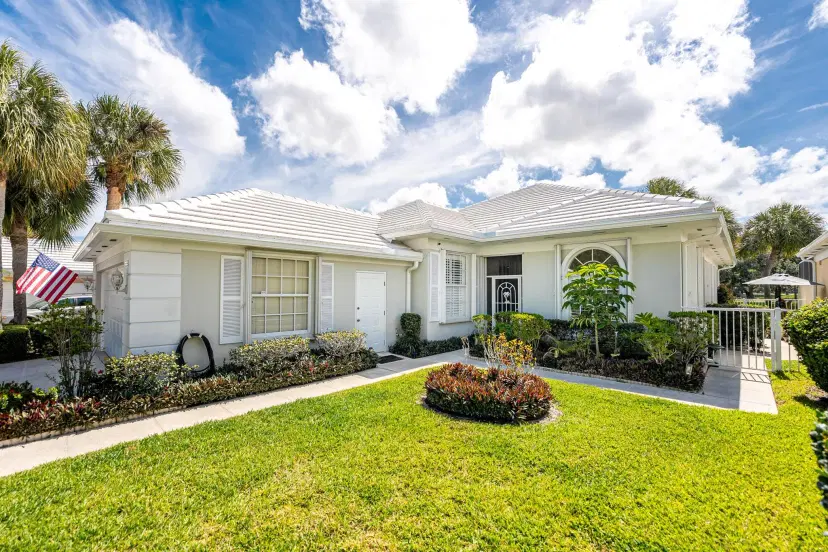 Picture of 8483 Beaconhill Road, Palm Beach Gardens FL 33410