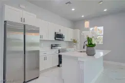 Picture of 203 E 7Th St, Lehigh Acres, FL 33972