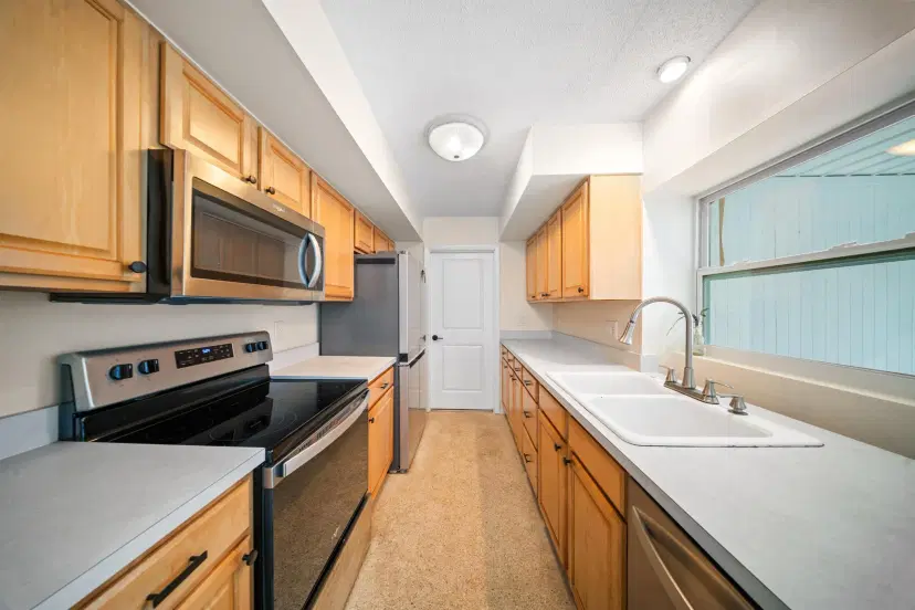 Picture of 620 SE Clifton Lane, Port St Lucie FL 34983