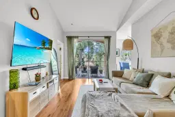 Picture of 7085 Nova Dr 328, Davie, FL 33317