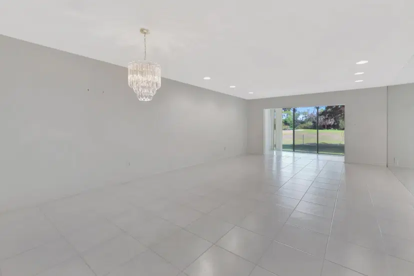 Picture of 7956 Eastlake Drive E 16-E, Boca Raton FL 33433
