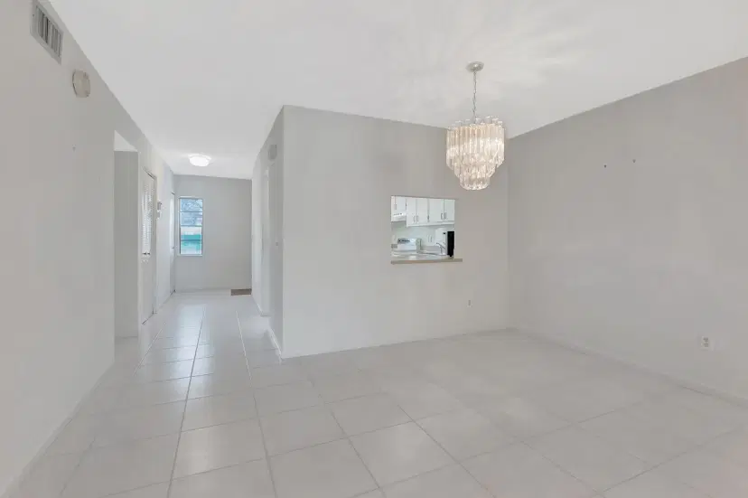 Picture of 7956 Eastlake Drive E 16-E, Boca Raton FL 33433