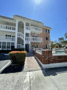 Picture of 424 N Riverside Dr 102, Pompano Beach, FL 33062