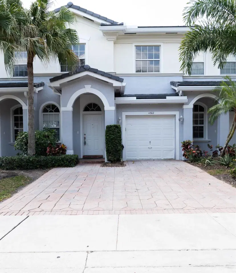 Picture of 4362 Legacy Court, Delray Beach FL 33445