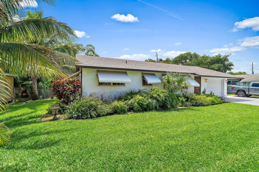 Picture of 1866 Len Drive, North Palm Beach FL 33408