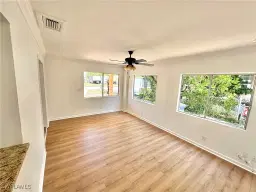 Picture of 61 Glenmont Dr W, North Fort Myers, FL 33917