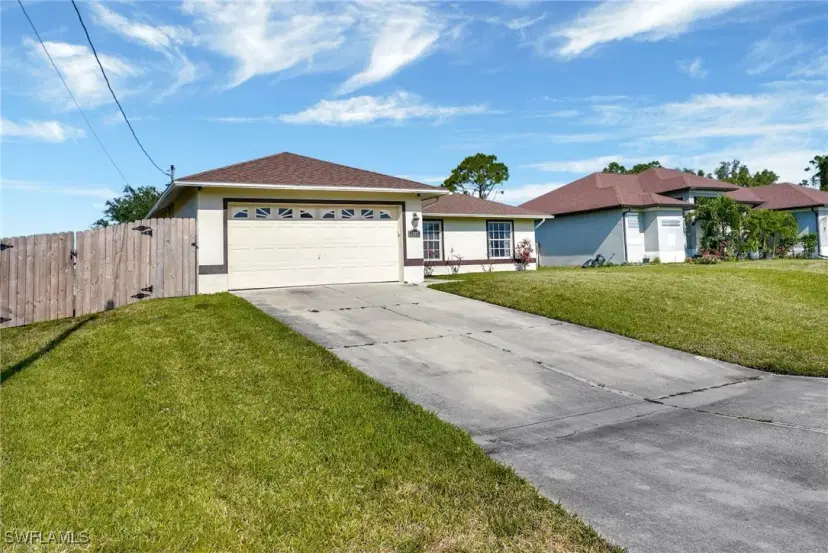 Picture of 1007 Allman Ave, Lehigh Acres FL 33971