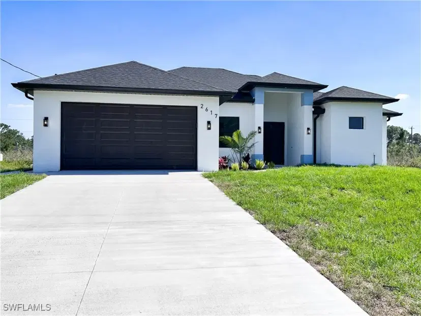Picture of 2617 40Th St W, Lehigh Acres, FL 33971