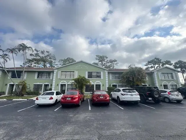 Picture of 5023 E Society Place E D, West Palm Beach, FL 33415