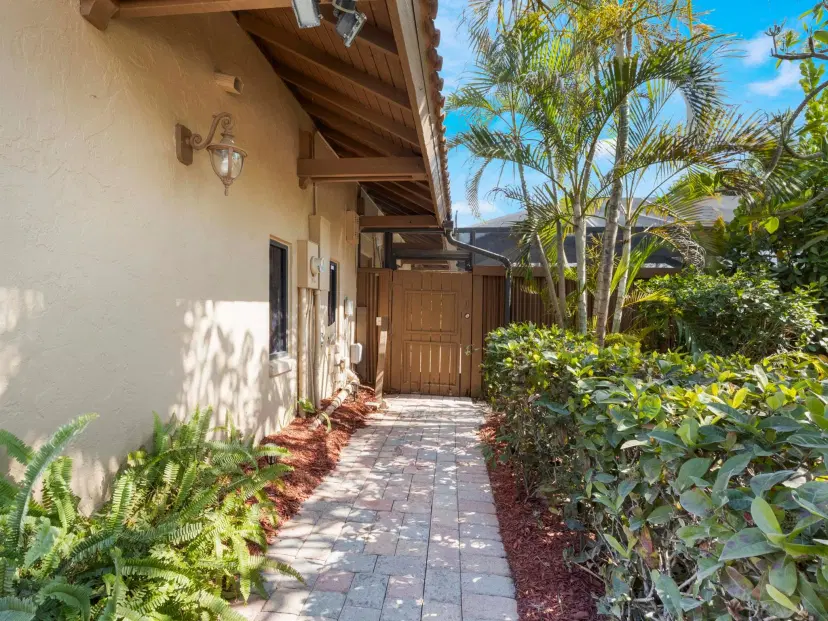 Picture of 6582 Patio Lane, Boca Raton FL 33433