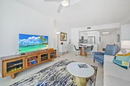Picture of 111 SE 8Th Ave 903, Fort Lauderdale, FL 33301