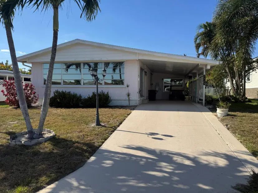 Picture of 7123 SE Redbird Circle, Hobe Sound FL 33455