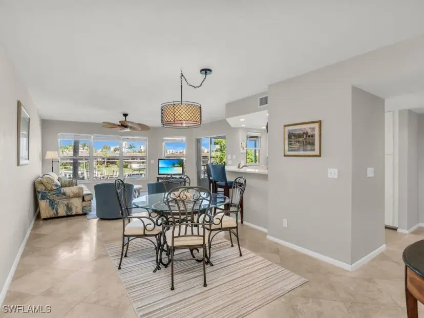 Picture of 900 Collier Ct 106, Marco Island FL 34145