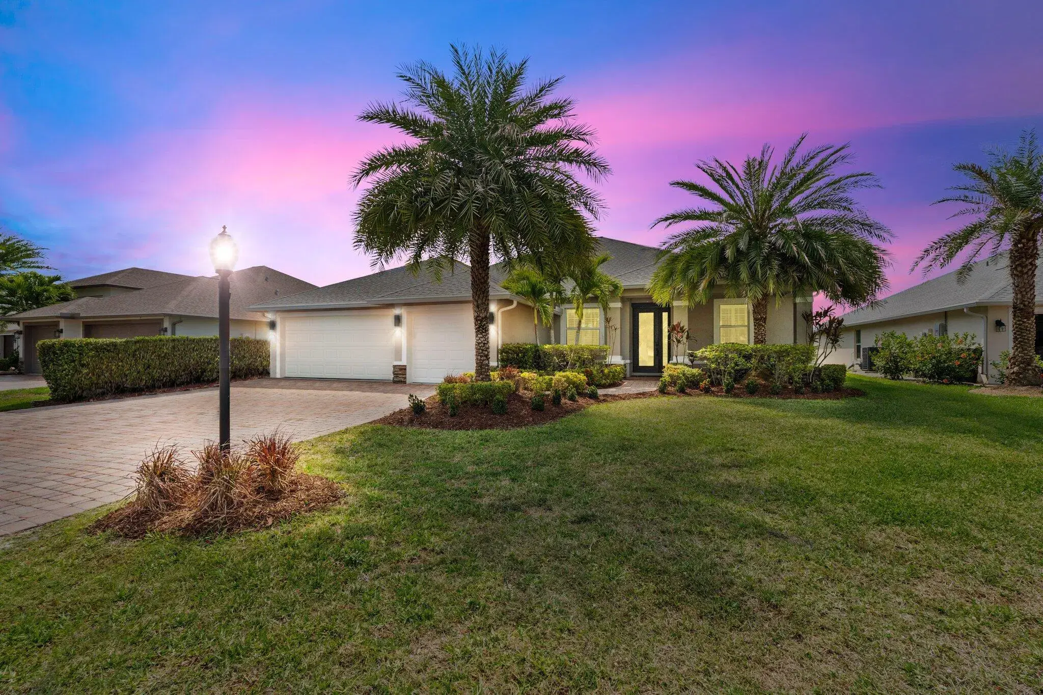 Picture of 250 SW Vista Lake Drive, Port St Lucie, FL 34953