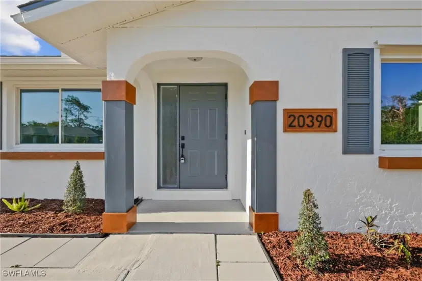 Picture of 20390 Lorenzo Ave, Port Charlotte FL 33952