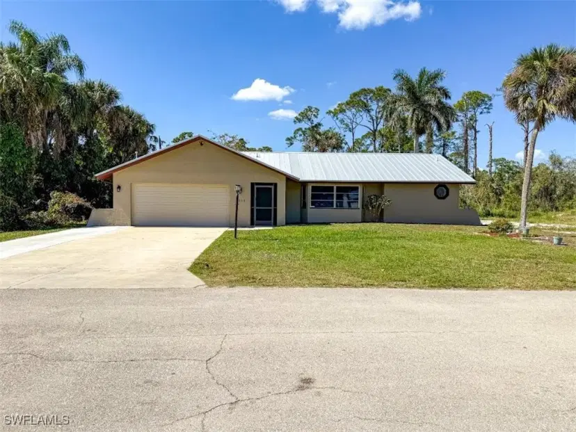 Picture of 2303 Westwood Rd, North Fort Myers FL 33917