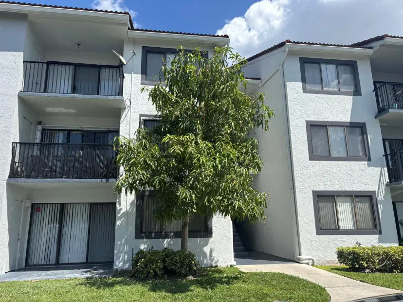 Picture of 9266 W Atlantic Boulevard 1012, Coral Springs FL 33071