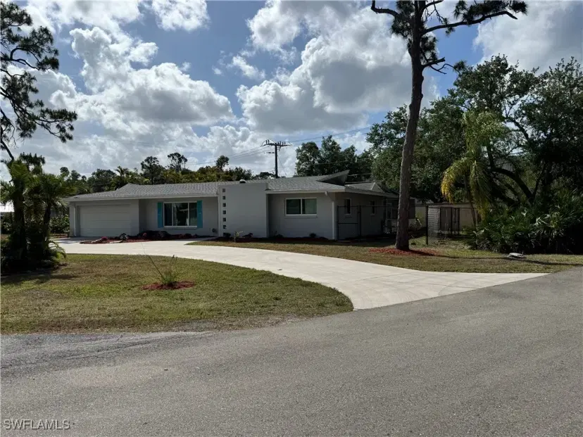 Picture of 2136 Jasper Ave, Fort Myers FL 33907