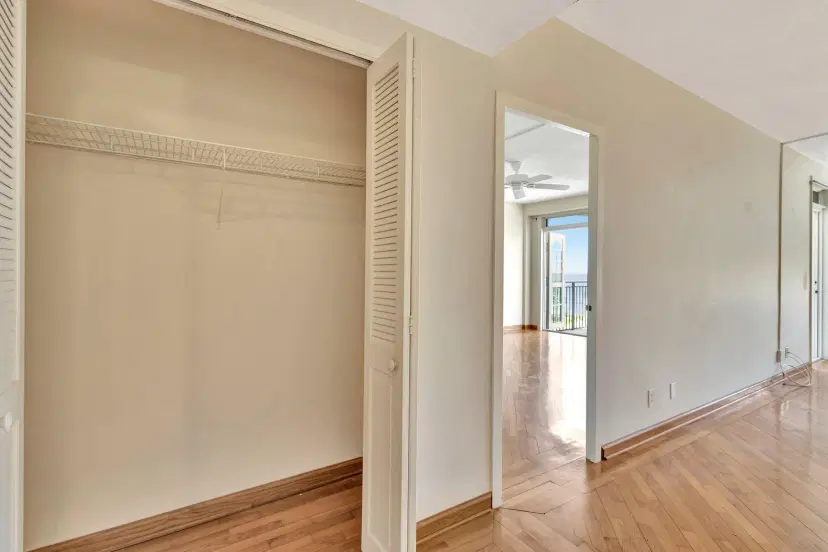 Picture of 3475 S Ocean Boulevard 304, Palm Beach FL 33480