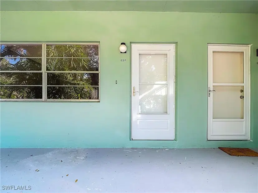 Picture of 3225 E Riverside Dr 63F, Fort Myers FL 33916