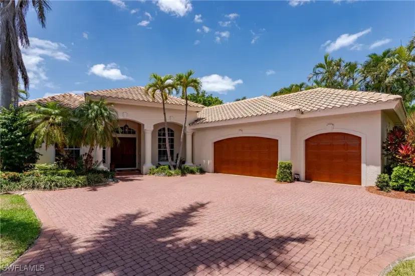 Picture of 2363 Crayton Rd, Naples FL 34103