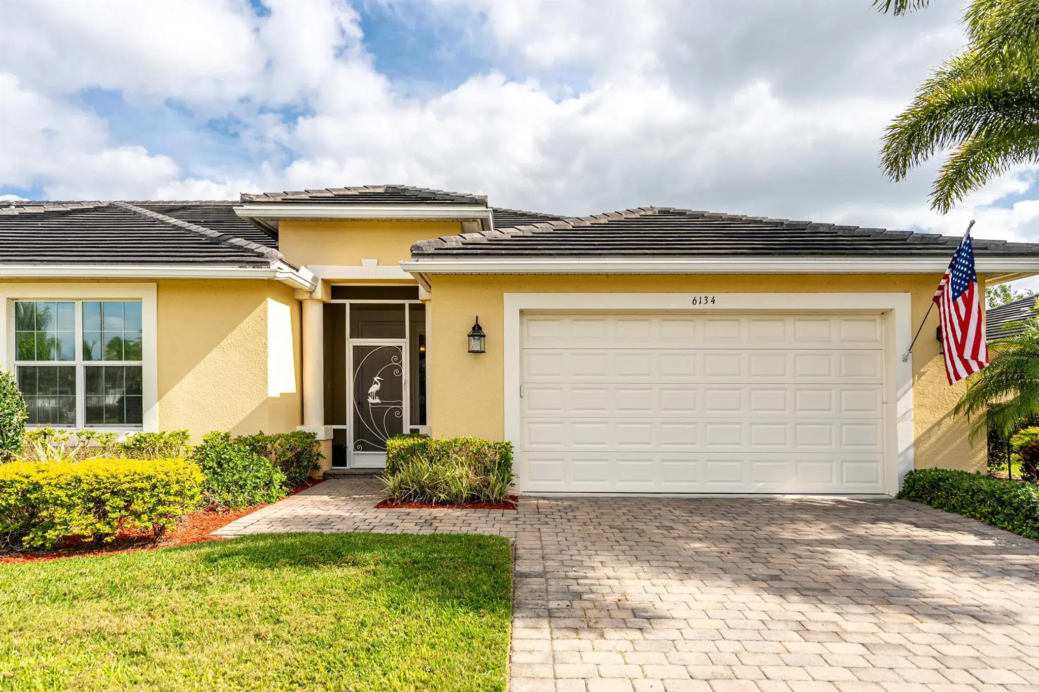 Picture of 6134 NW Cullen Way, Port St Lucie, FL 34983