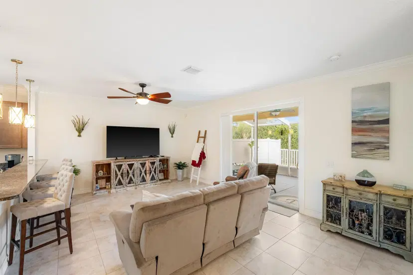 Picture of 6134 NW Cullen Way, Port St Lucie FL 34983