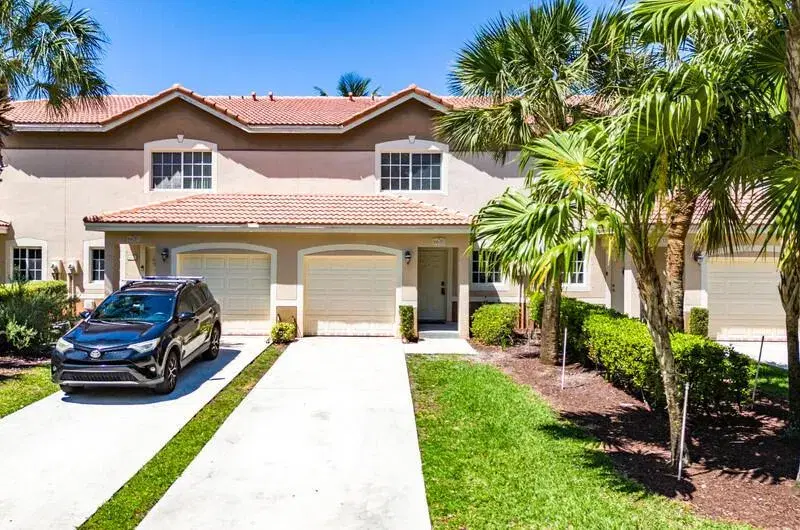 Picture of 6635 Old Farm Trail, Boynton Beach, FL 33437