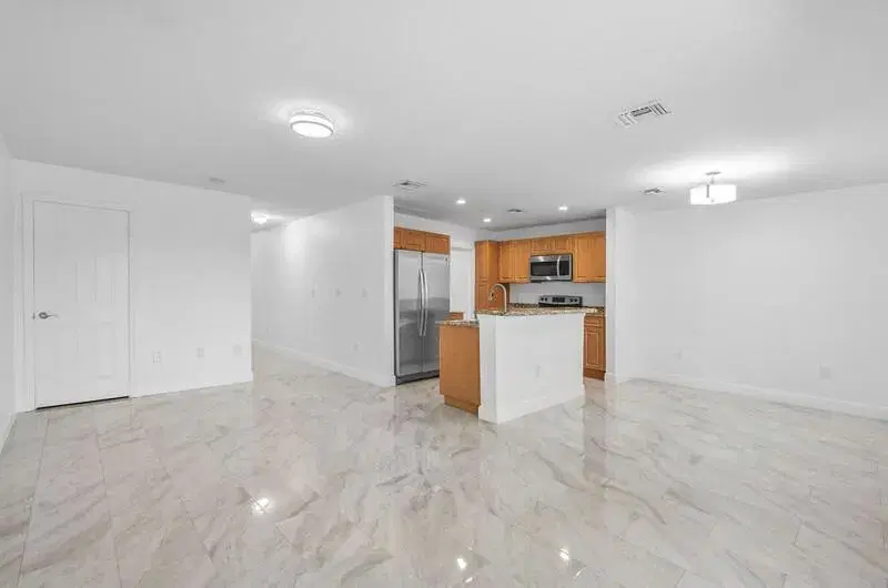 Picture of 6635 Old Farm Trail, Boynton Beach FL 33437
