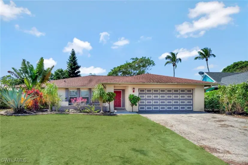 Picture of 4384 Parrot Ave, Naples FL 34104