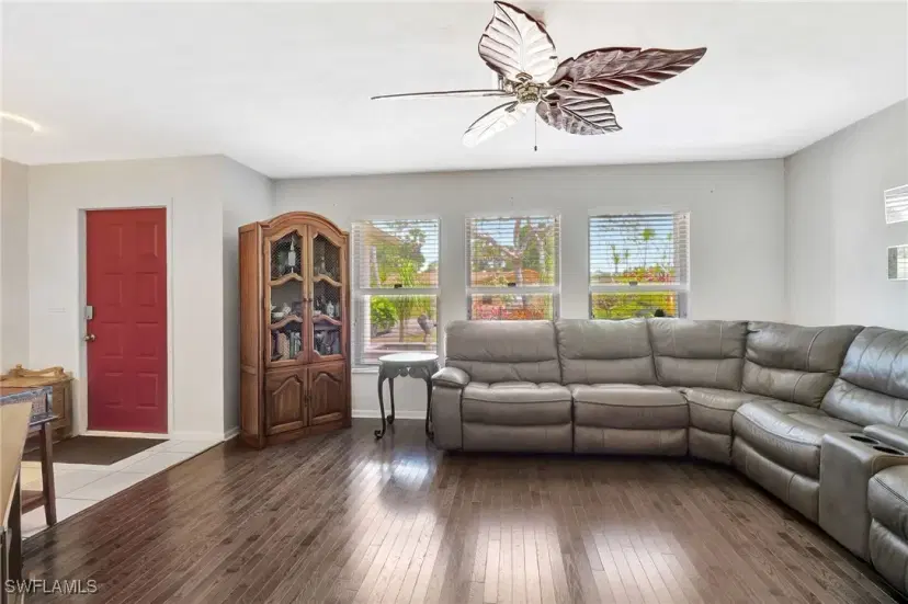 Picture of 4384 Parrot Ave, Naples FL 34104