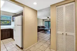 Picture of 8851 N New River Canal Rd 17E, Plantation, FL 33324