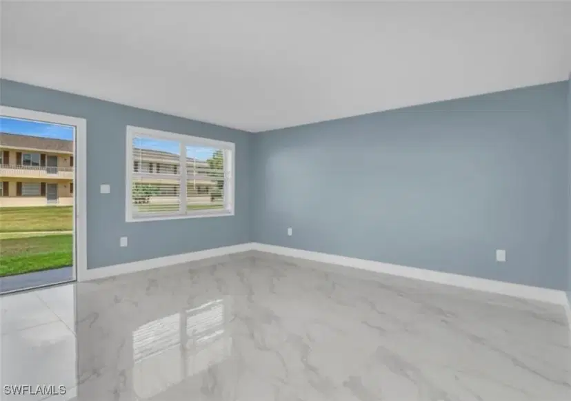 Picture of 3325 Airport Rd N T1, Naples FL 34105