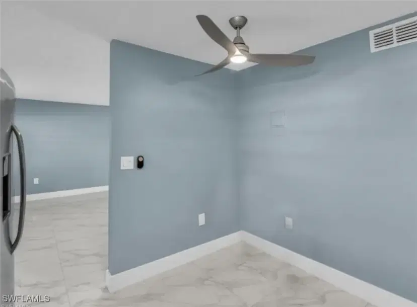 Picture of 3325 Airport Rd N T1, Naples FL 34105