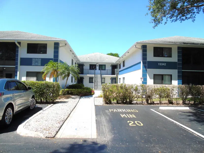 Picture of 15342 Lakes Of Delray Boulevard 77, Delray Beach FL 33484