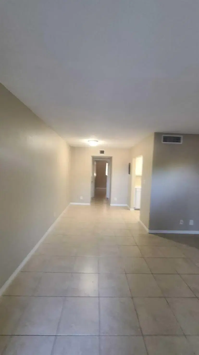 Picture of 1400 NE 54Th Street 105, Fort Lauderdale FL 33334