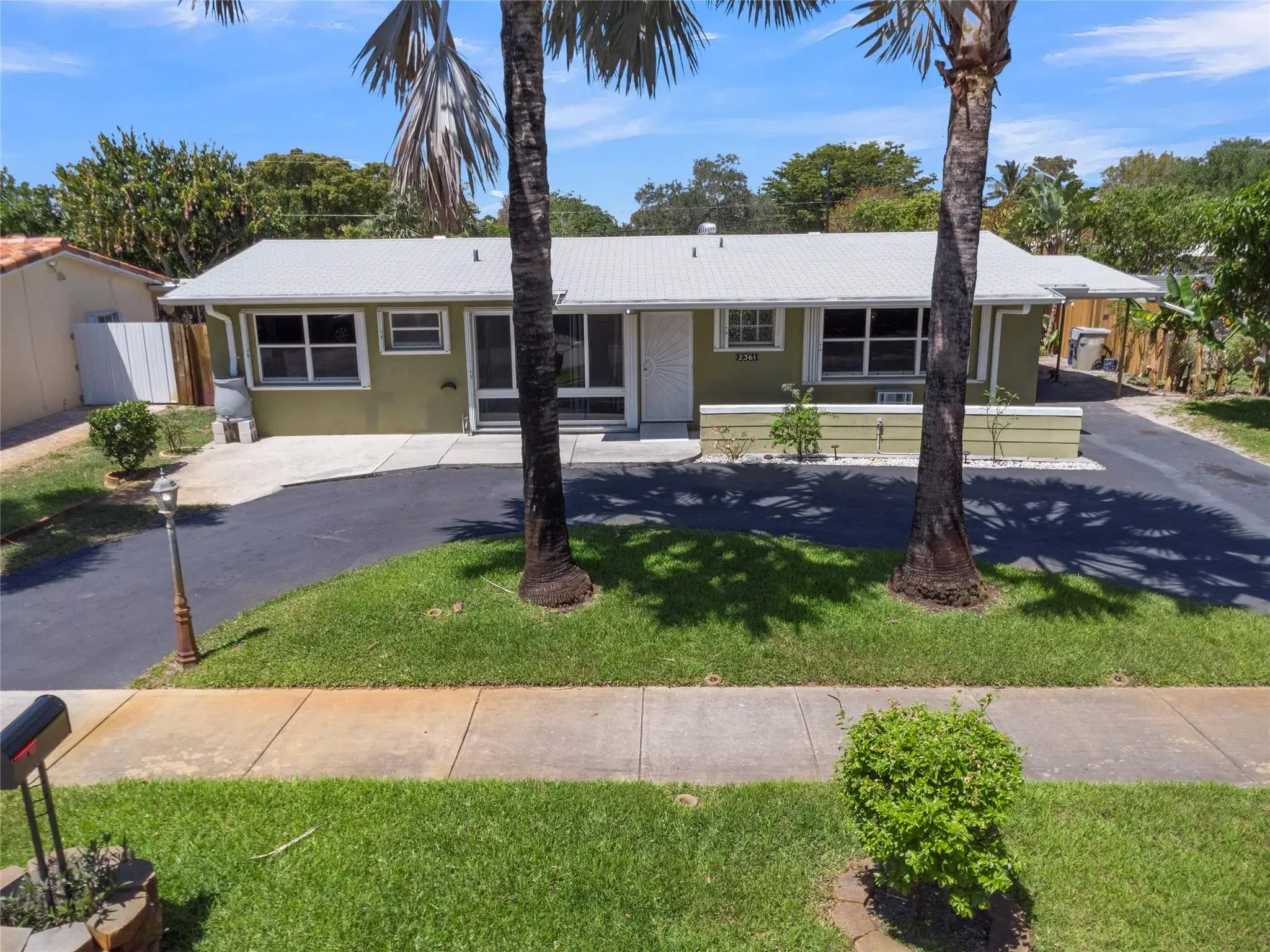 Picture of 2361 NE 9Th Ave, Pompano Beach, FL 33064
