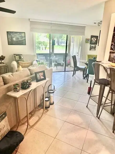 Picture of 6655 W Broward Boulevard 108, Plantation FL 33317