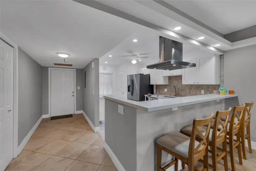 Picture of 802 Cypress Grove Lane 105, Pompano Beach FL 33069