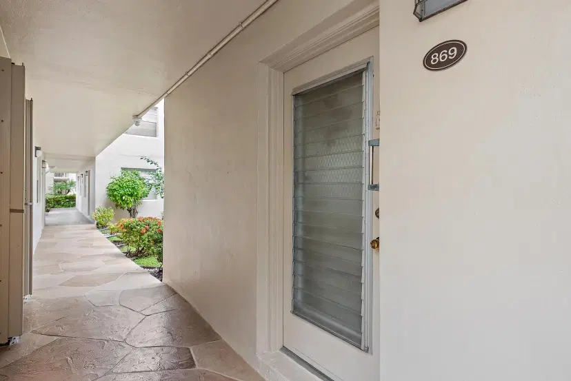 Picture of 869 S Flanders S, Delray Beach FL 33484