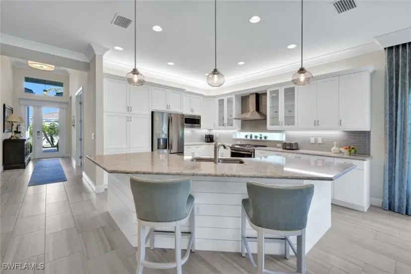 Picture of 28582 Twain Dr, Bonita Springs FL 34135