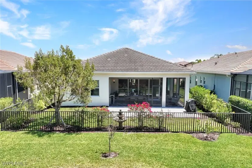 Picture of 28582 Twain Dr, Bonita Springs FL 34135