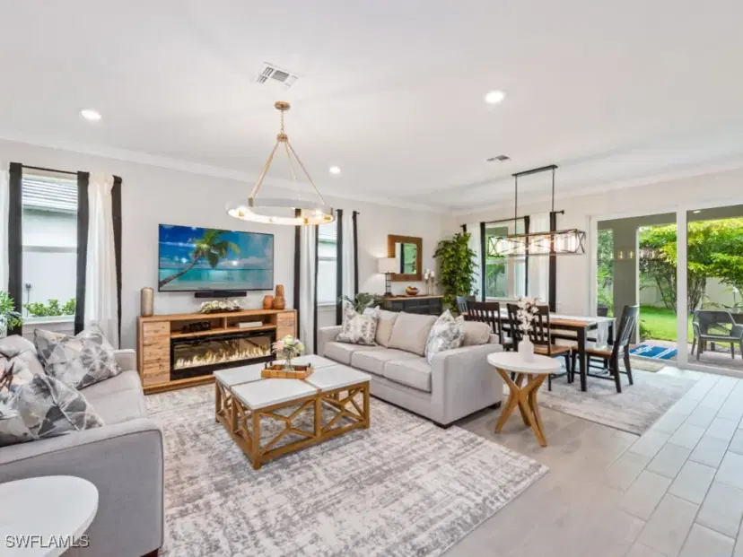 Picture of 342 Deauville Loop, Naples FL 34114