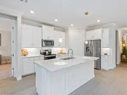 Picture of 342 Deauville Loop, Naples, FL 34114