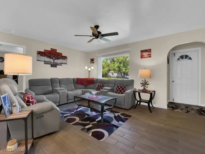 Picture of 1210 Marlow St, Port Charlotte FL 33952