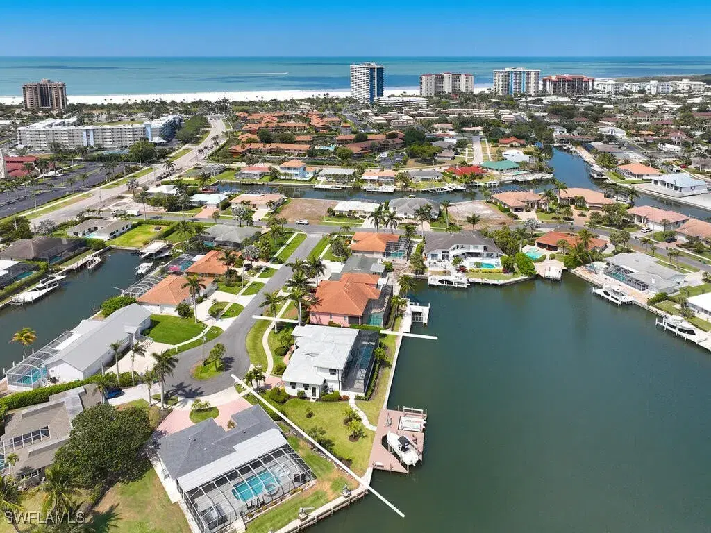 Picture of 870 Robin Ct, Marco Island, FL 34145