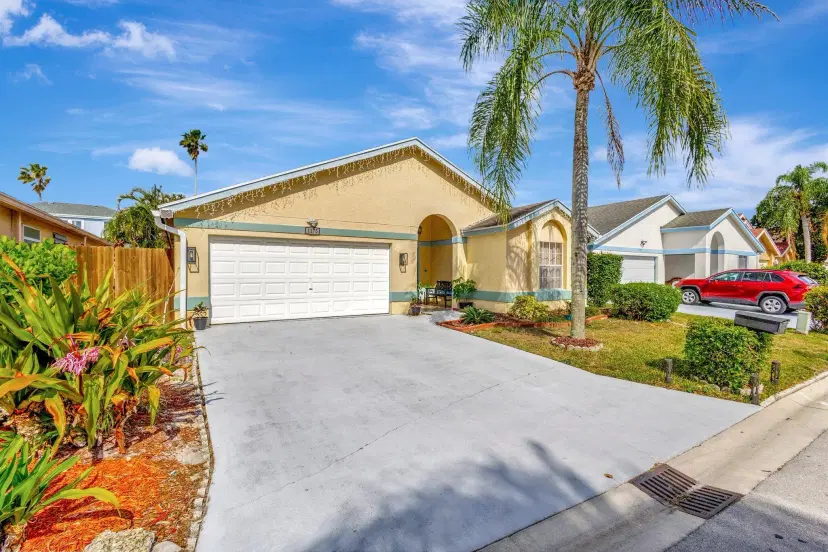 Picture of 1275 Waterway Cove Drive, Wellington FL 33414