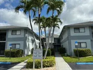 Picture of 15235 Lakes Of Delrray Boulevard 303, Delray Beach, FL 33484